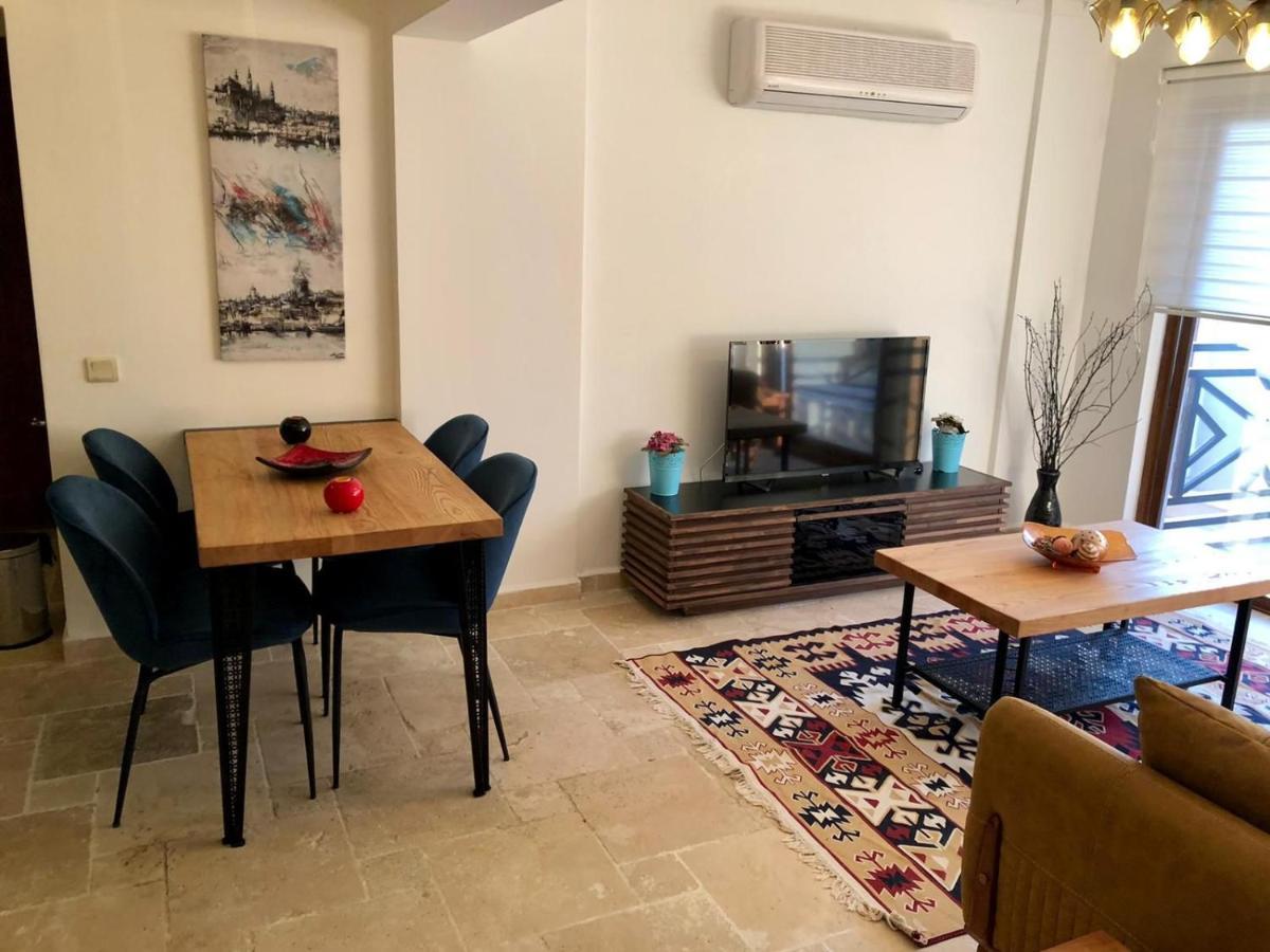Amazing 2 Bedroom Penthouse! 카스 외부 사진